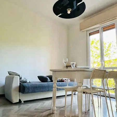Bilocale Con Parcheggio Gratuito Apartment Brescia